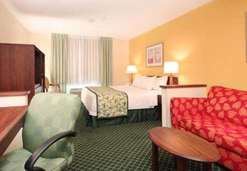 Fairfield Inn Erie Millcreek Mall Exterior foto